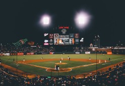 开云全站-今晚分区决赛焦点战！广东男篮迎战本菲卡，绝杀或上演