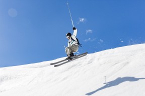 开云全站-大奖赛季后赛激情夜！罗德里里突外投，莱比锡小胜明尼苏达森林狼